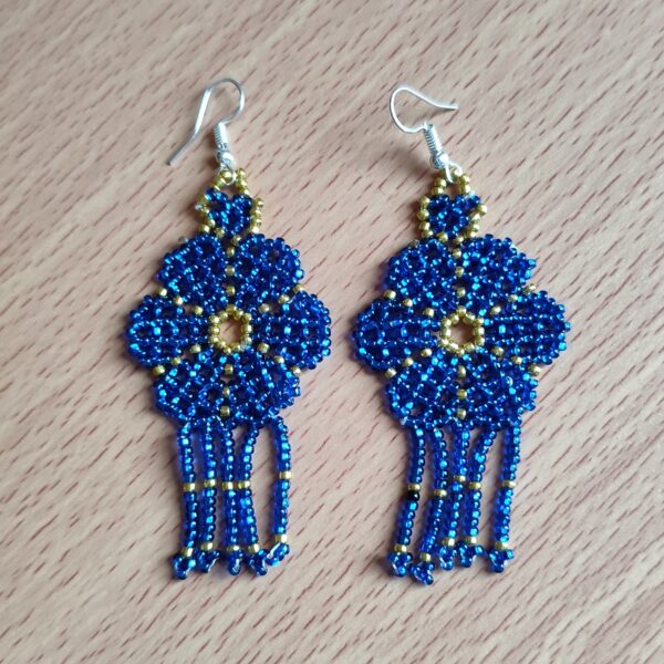 handmade mexican earrings, chaquira beads, blue flower